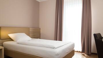 Quarto solteiro | Escrivaninha, espaço de trabalho para notebook