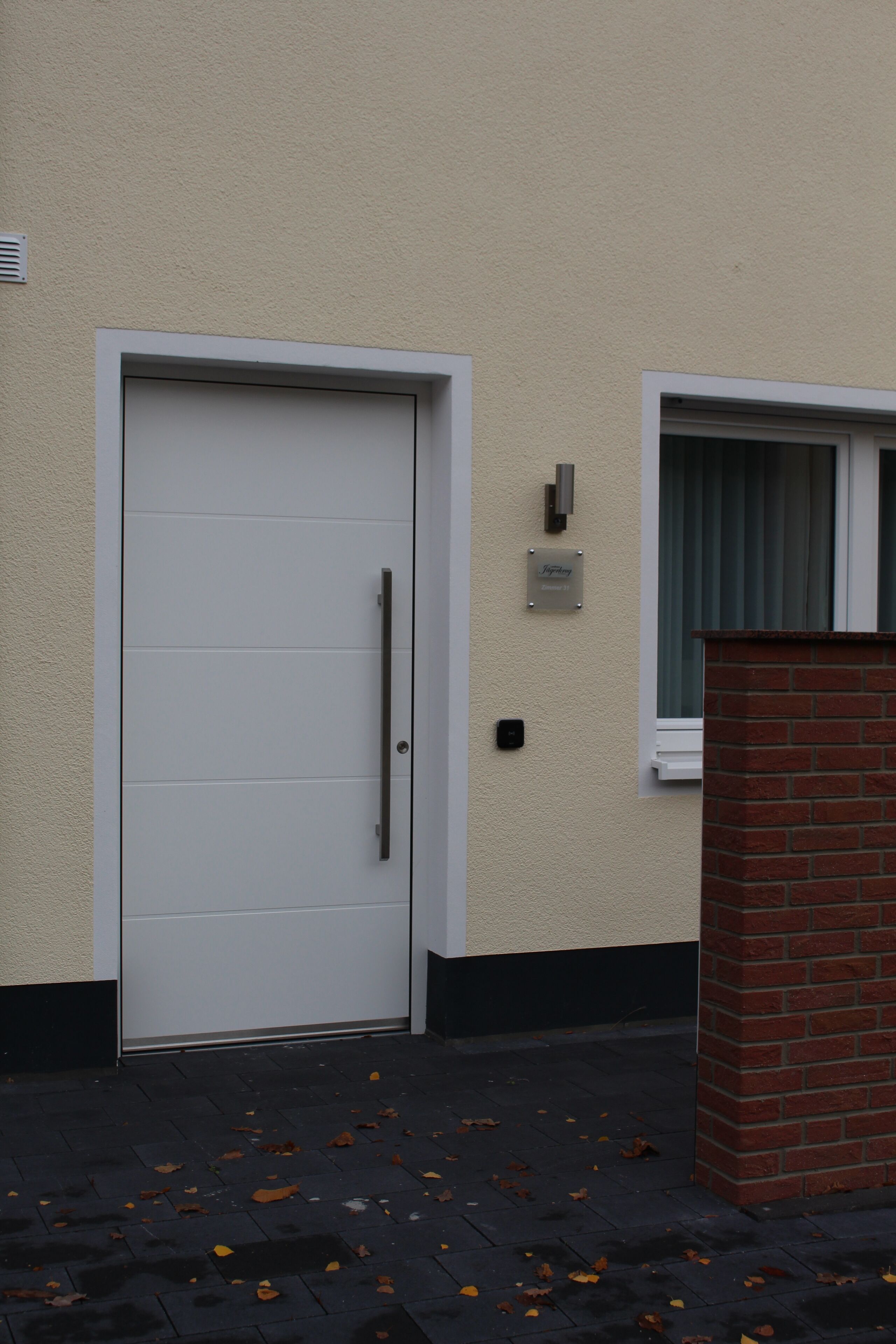 comfort double room, accessible | courtyard view