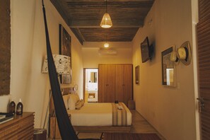 Suite Comiendo Amor | 埃及棉床单、高档床上用品、迷你吧（备有免费物品）、客房内保险箱