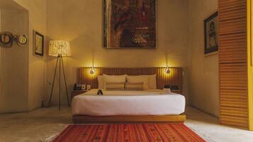 Suite Sin Ti Nunca | Egyptian cotton sheets, premium bedding, free minibar, in-room safe