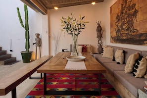 Smart TV, Netflix, streaming services - Casa Carmen Morelos (Oaxaca)