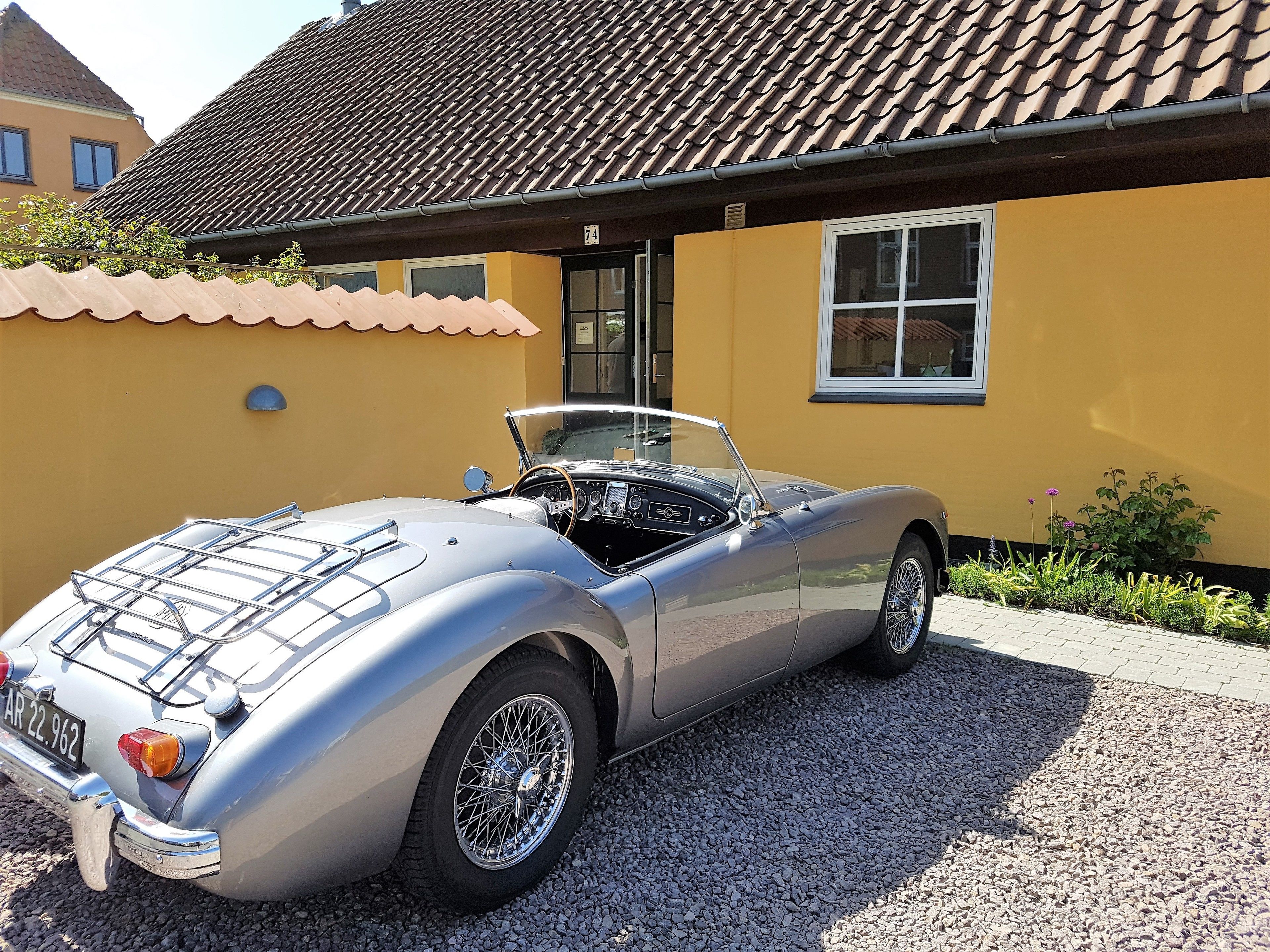 Aparcamiento sin asistencia gratuito