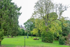 Literie de qualité supérieure, coffres-forts dans les chambres