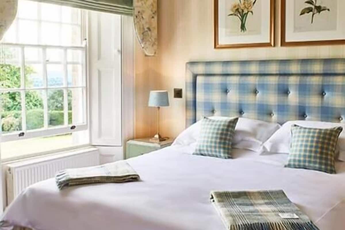 in-room safe, blackout curtains, iron/ironing board, free wifi