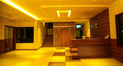 Iroomz Hotel Pawan