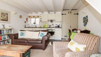 Cottage | Living room | DVD player