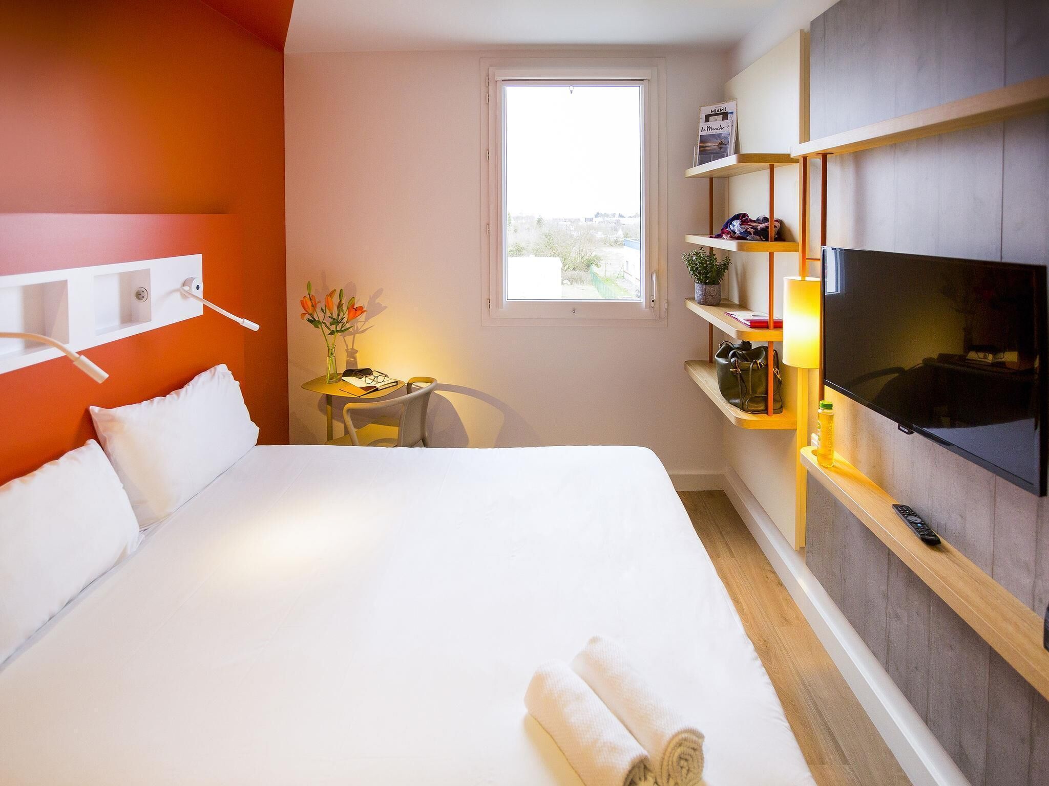 Habitación doble | Escritorio, insonorización, camas extra gratis y wifi gratis 