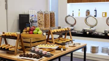 Dagelijks uitgebreid ontbijt (NZD 37 per persoon)