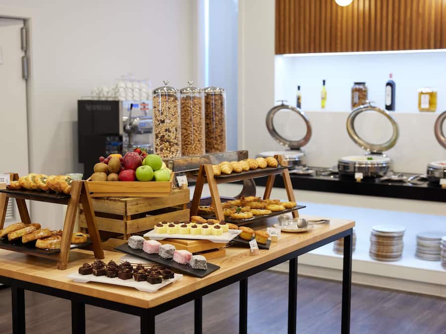 Dagelijks uitgebreid ontbijt (NZD 37 per persoon)