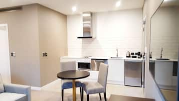 Fridge, coffee/tea maker, electric kettle