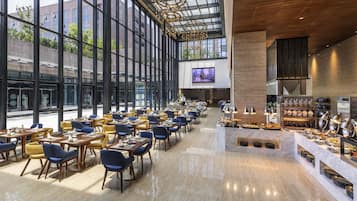 2 间餐厅,供应早餐、午餐和晚餐,中国菜
