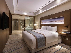 Deluxe Suite, 1 King Bed - Novotel Qingdao New Hope Hotel (Qingdao)