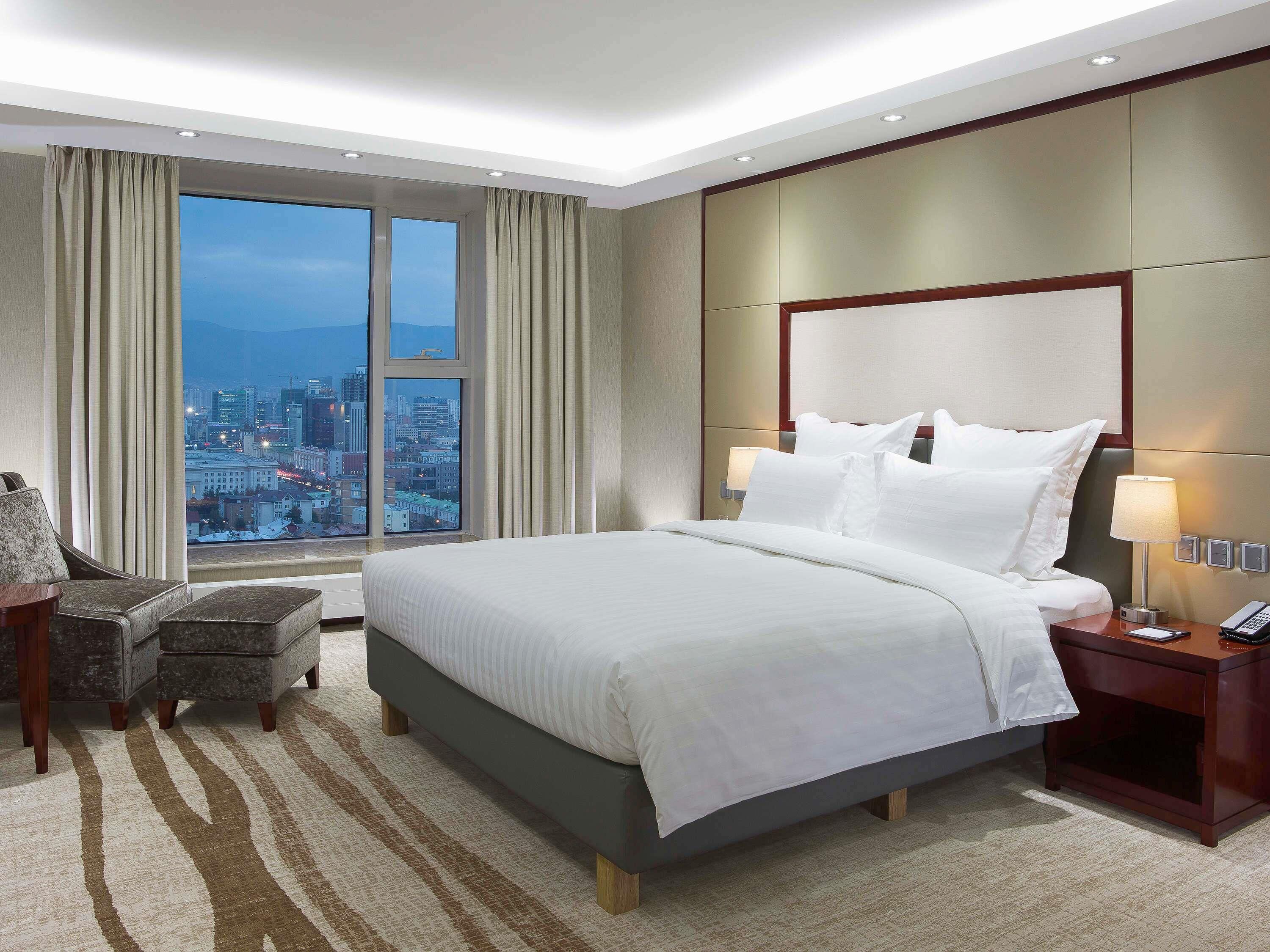 Minibar, in-room safe, desk, soundproofing