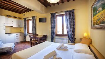 Monolocale | Tende oscuranti, Wi-Fi gratuito, lenzuola