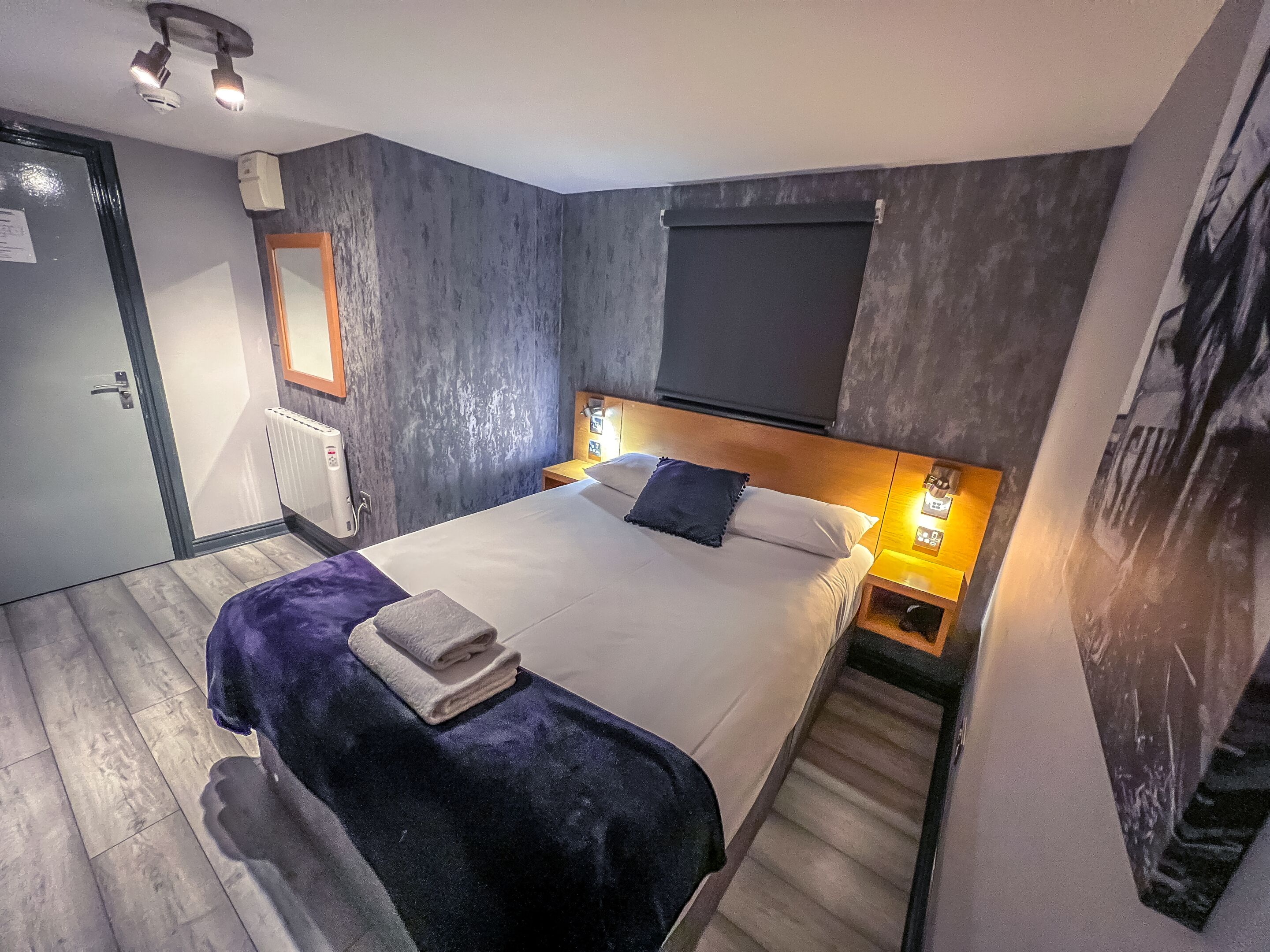 comfort double room, shared bathroom