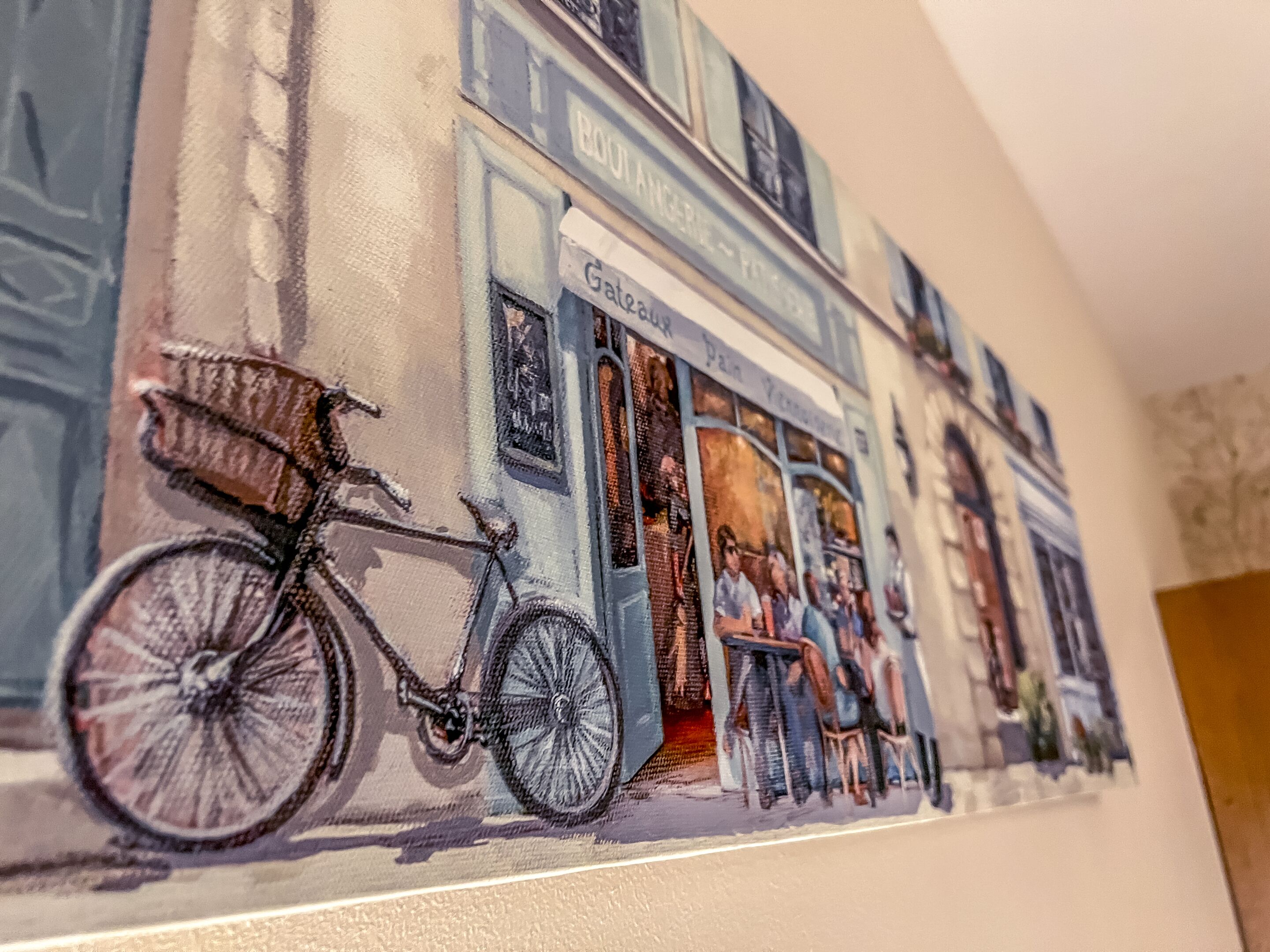 basic double room, shared bathroom, city view (annex) | interior