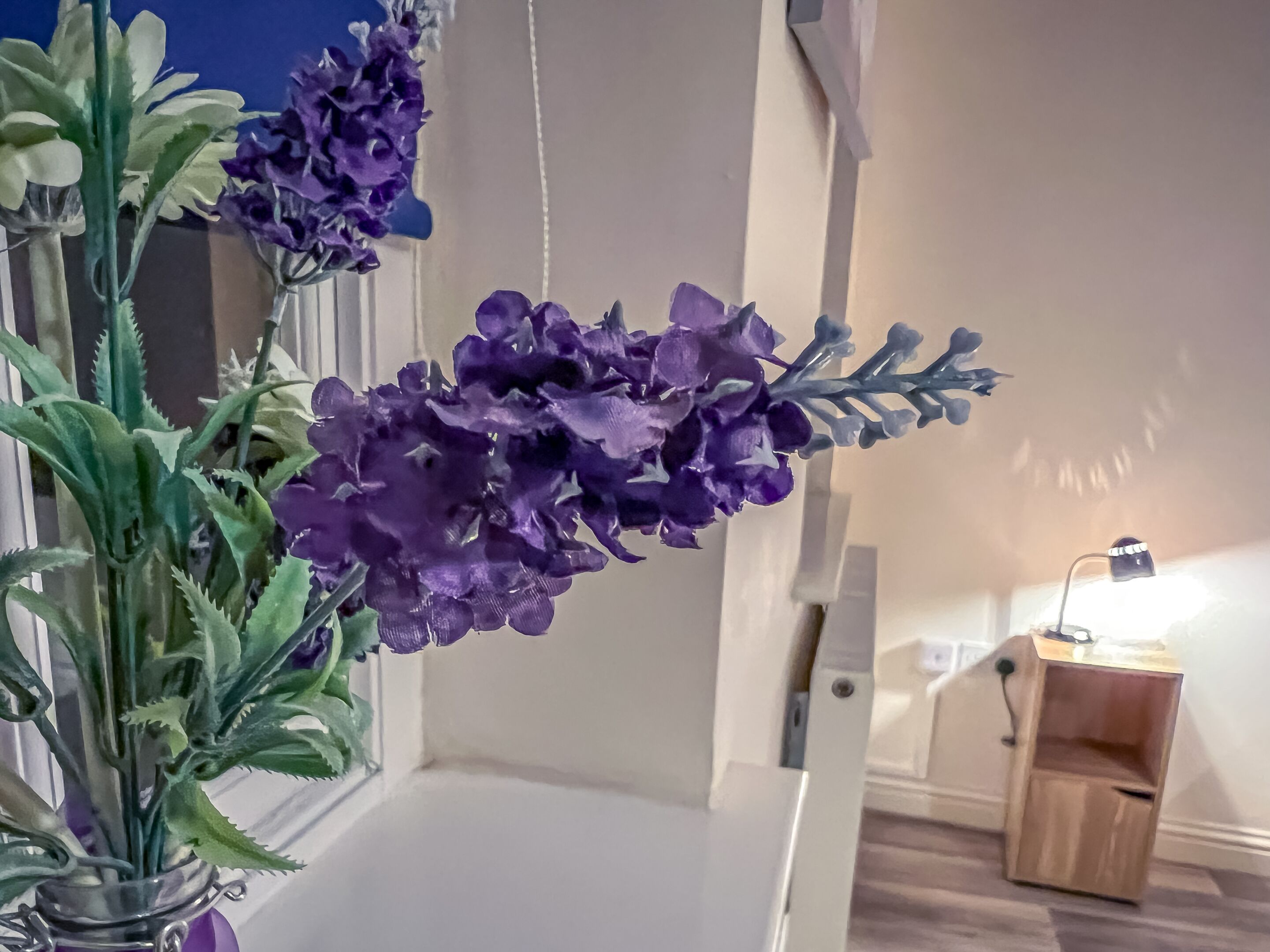 basic double room, shared bathroom, city view (annex) | interior