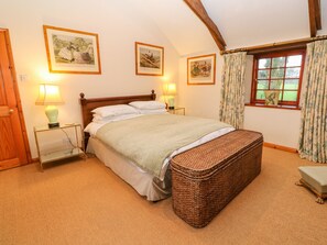 3 bedrooms, individually decorated, individually furnished, free WiFi - Barn Cottage (Hayle)