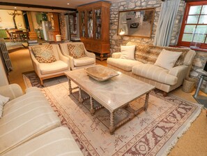 Cottage | Interior - Barn Cottage (Hayle)