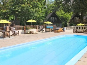 Cottage | Piscine | Piscine couverte, piscine extérieure