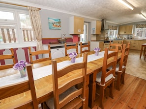 Cottage | Dining - Trelydarth (Truro)