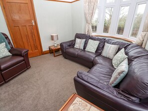 Interior - Trelydarth (Truro)