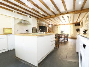 Cottage | Interior - Eastcott Farmhouse (Holsworthy)