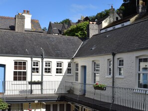 Apartment, Private Bathroom | Exterior - Harbour Retreat Trinity Mews (Torquay)
