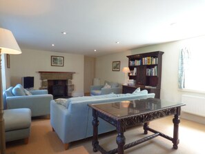 Cottage | Interior - Farm Cottage (Hayle)