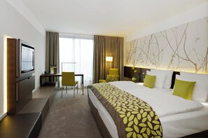 Premium bedding, in-room safe, desk, blackout drapes - Atlantic Congress Hotel Essen (Essen)