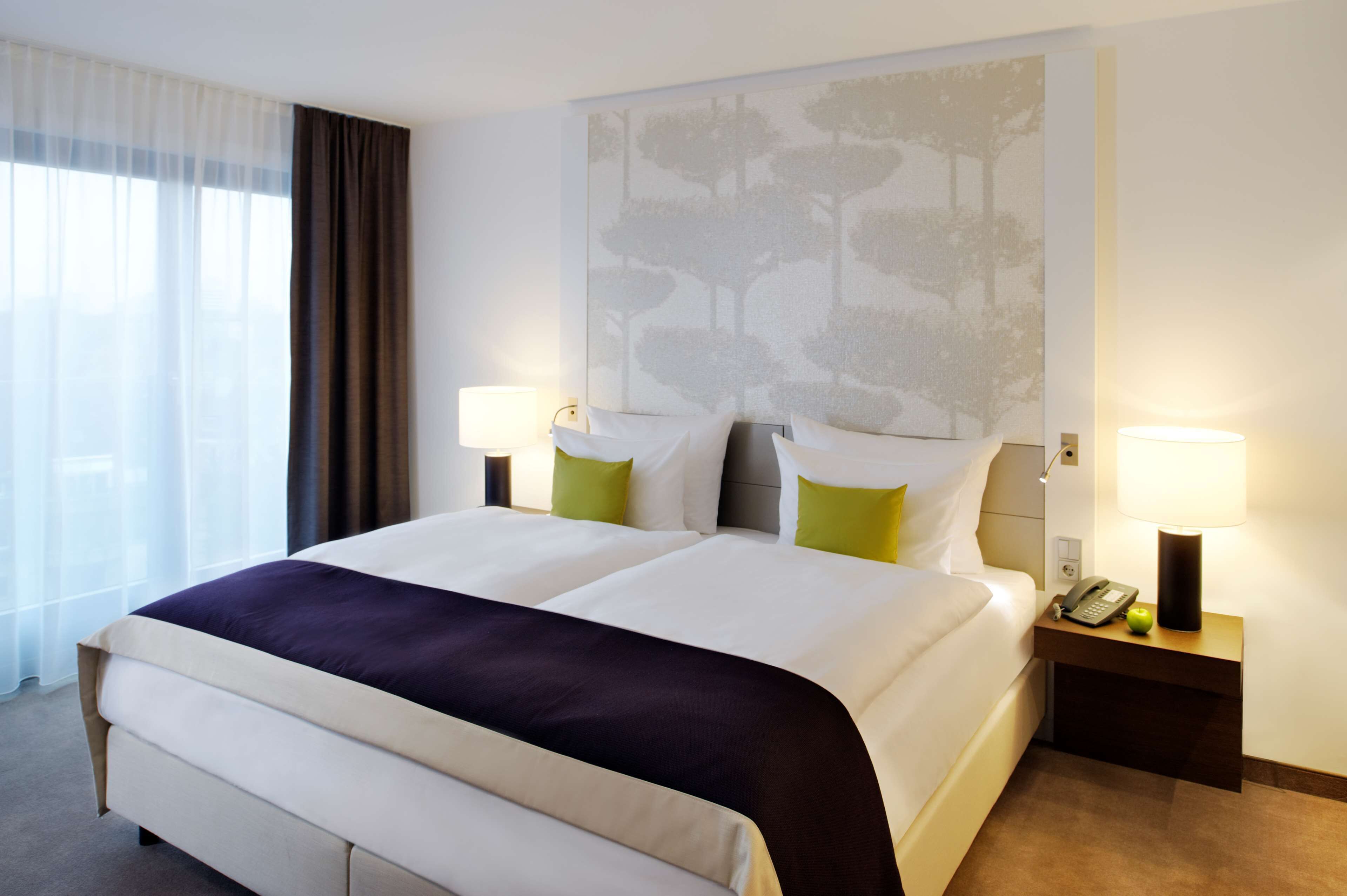 Premium bedding, in-room safe, desk, blackout drapes