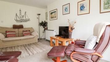 Cottage | Living area