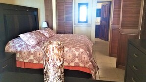 Standard Condo, 1 King Bed, Kitchen, Ocean View | WiFi (free) - Vista Encantada 106 (Tepic)