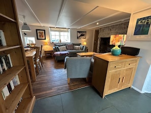 Cottage | Living area | TV, DVD player - 14 Boscaswell Downs (Penzance)