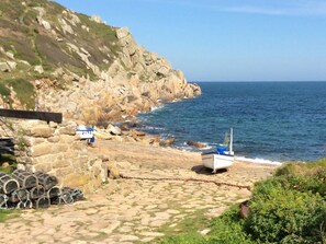 Interior - 14 Boscaswell Downs (Penzance)