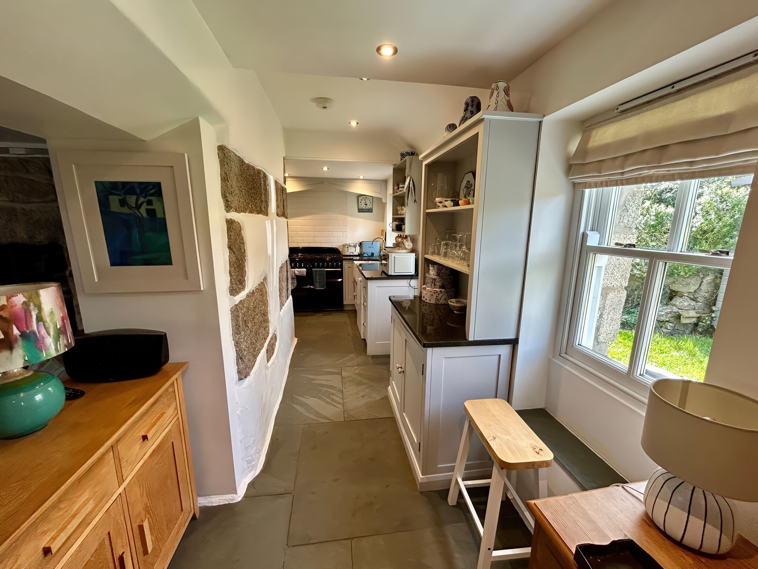 Cottage | Private kitchen | Microwave, stovetop, dishwasher, cookware/dishes/utensils