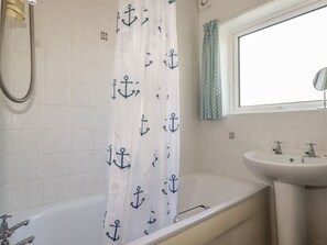 Cottage | Interior - 5 Carlyon Road (Truro)