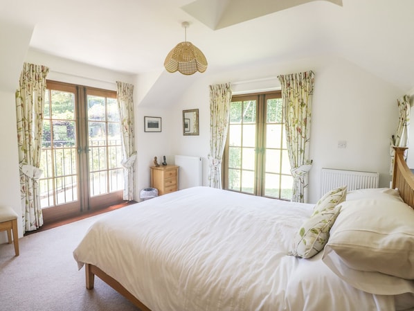 4 bedrooms, individually decorated, individually furnished, free WiFi - Meadow Lea (Liskeard)