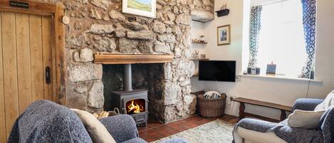 Cottage | Living room | TV