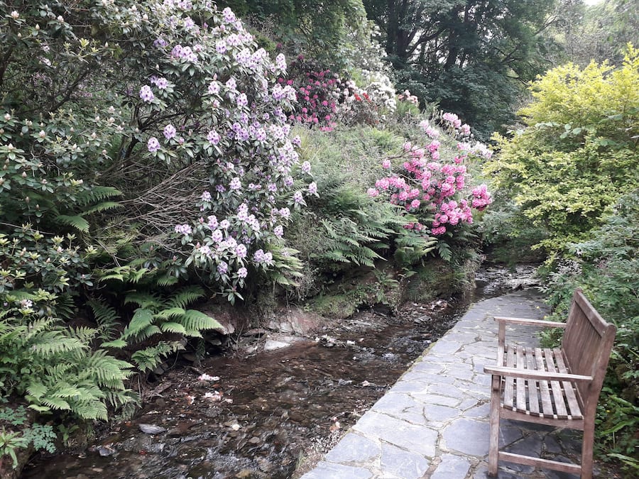 المنشأة من الداخل