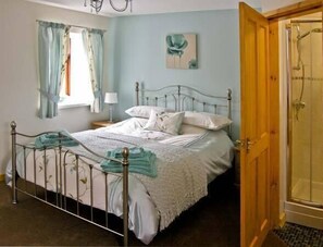 Cottage | Interior - Ty Isaf Penrhyddion (Llanrwst)