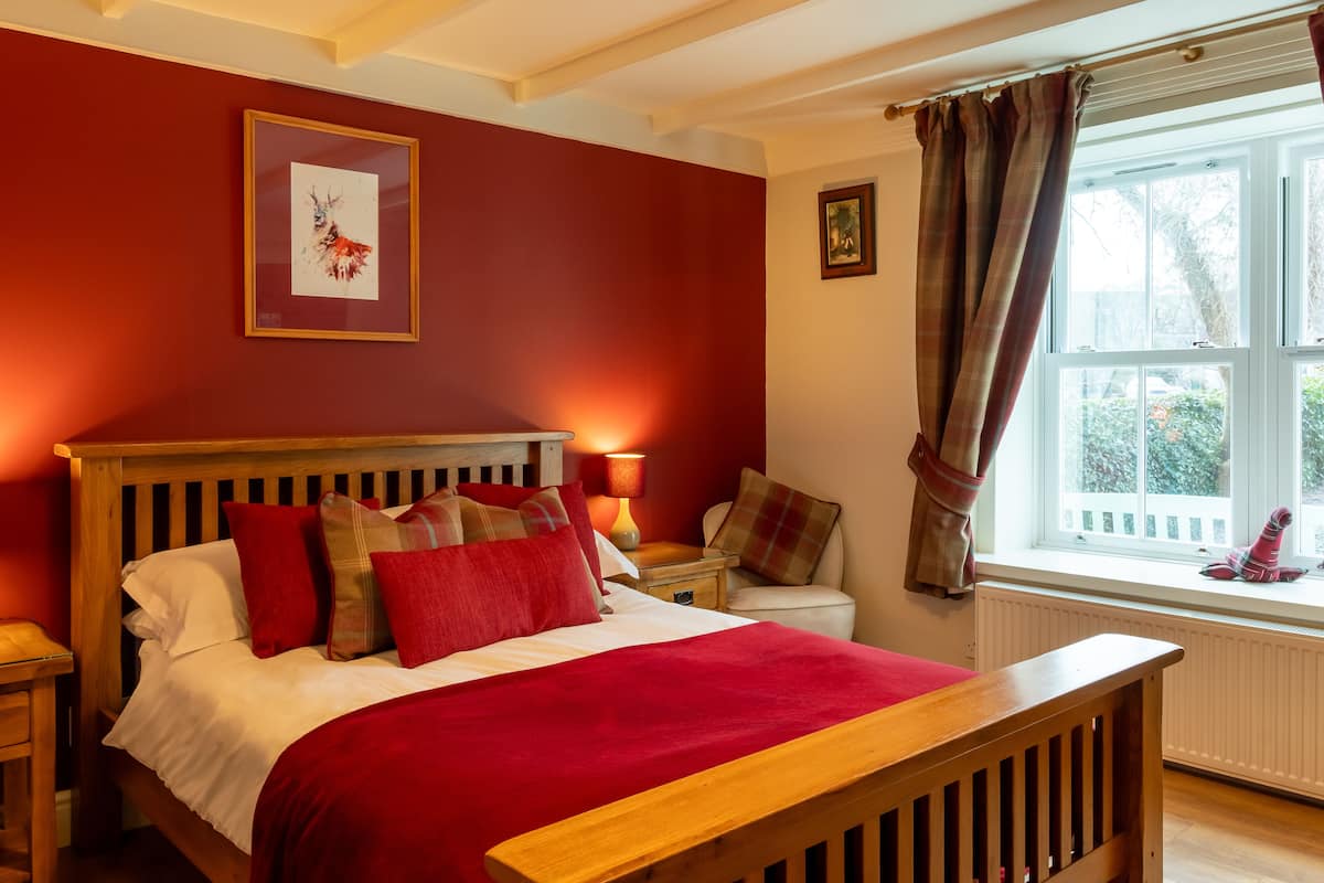 Tweepersoonskamer | Luxe beddengoed, individueel gedecoreerd, individueel gemeubileerd