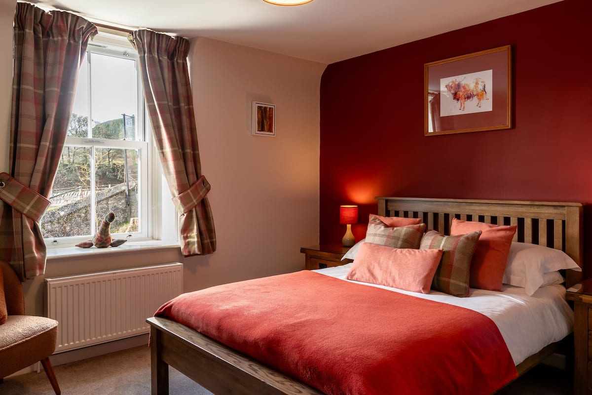 Tweepersoonskamer (1st Floor) | Luxe beddengoed, individueel gedecoreerd, individueel gemeubileerd