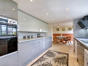 Cottage | Interior