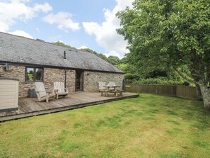 Cottage | Outdoor dining - Willow (Falmouth)