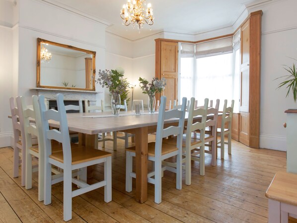 Cottage | Private kitchen - 6 Abbey Terrace (Whitby)