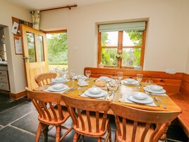 Casa de campo | Cozinha privada | Cooktop, lava-louças, cadeirão de bebê