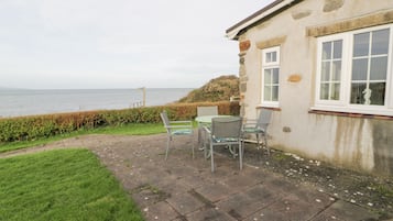 Cottage | Front of property