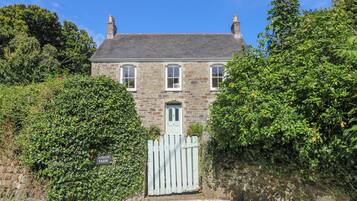 Cottage | Exterior