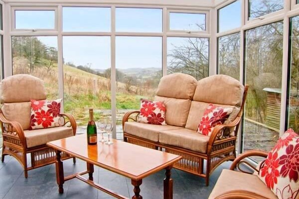 Cottage | Interior